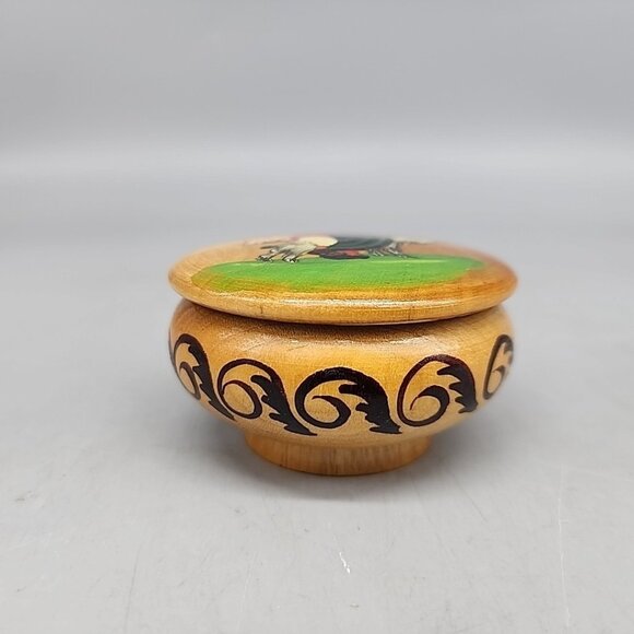 Vintage Hand Crafted 1.5x2.5" Round Wood Norwegian Trinket Jewelry Box Milk Goat - Picture 2 of 6